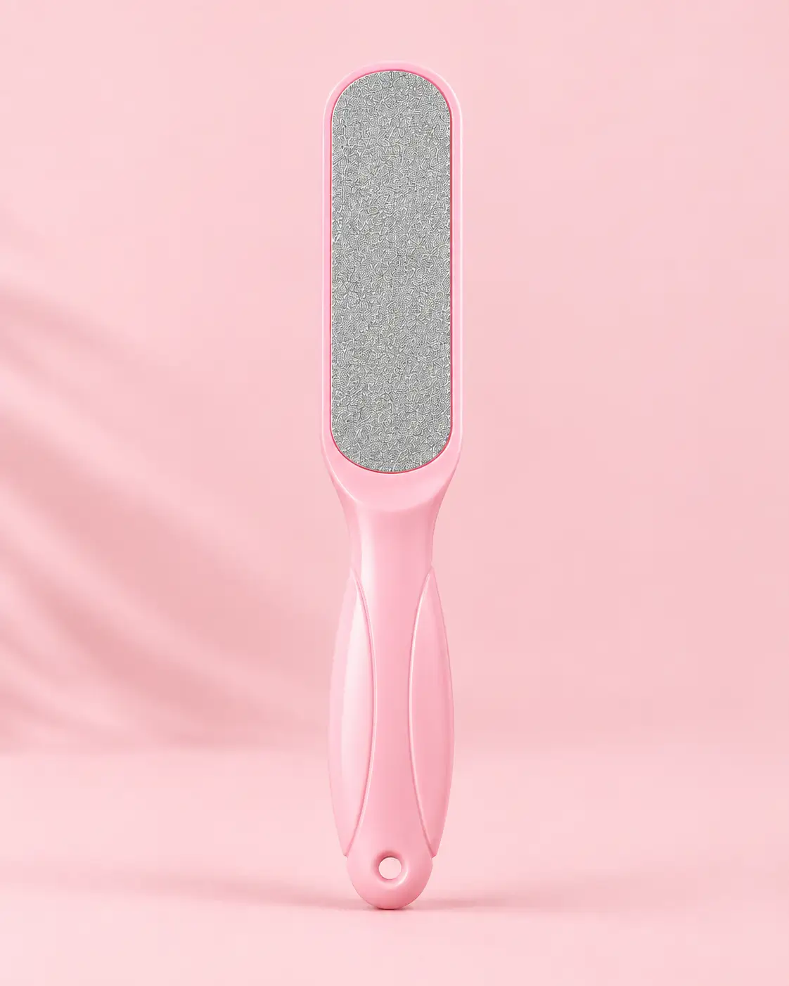 Two-faced foot cooler for foot and heel care at home with ease and professionalism.